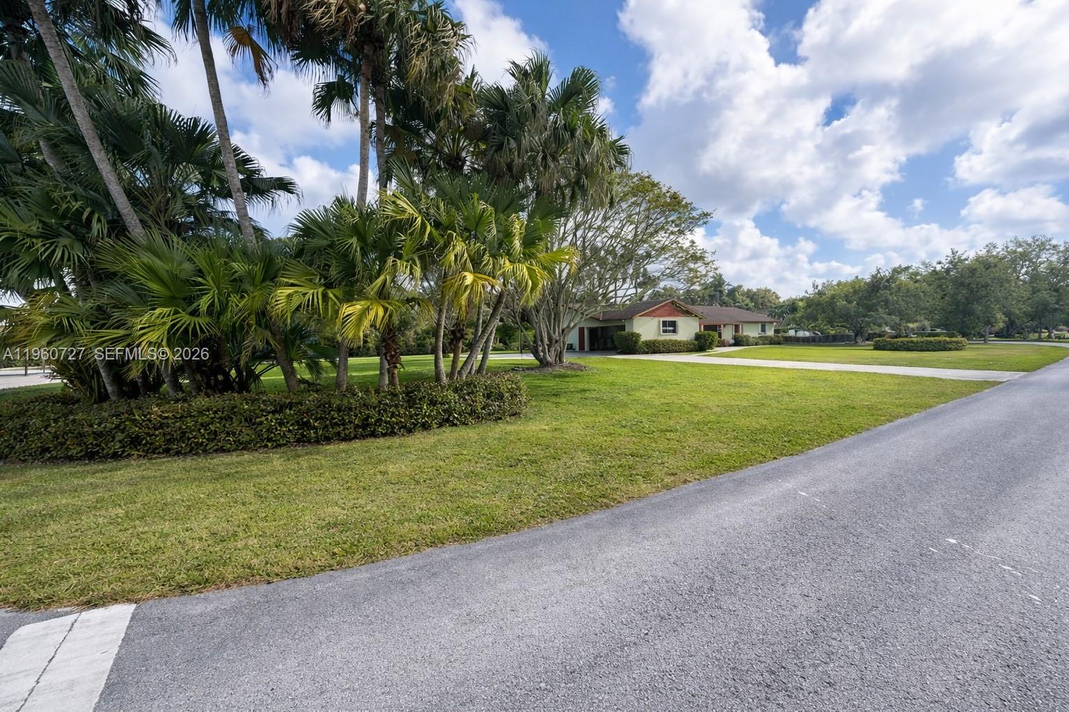 16981 Southwest 276th Street Homestead, FL 33031 - Photo 6 of 8