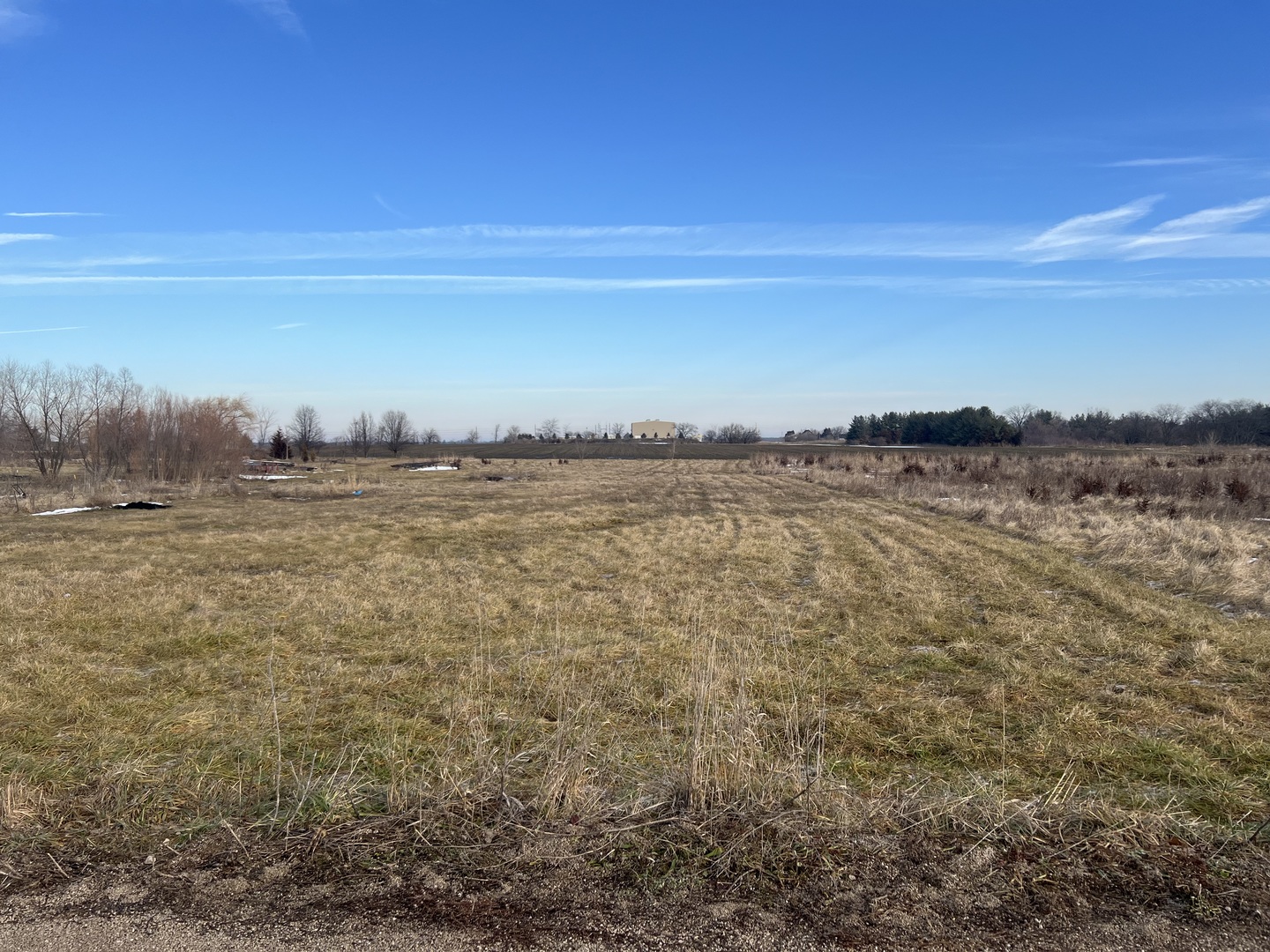 2269 North 3409th Road Ottawa, IL 61350 - Photo 3 of 4 a view of an ocean