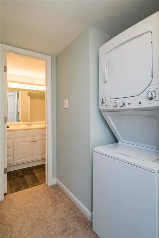 528 Pine Ridge Place Raleigh, NC 27609 - Photo 20 of 25 Photo 20