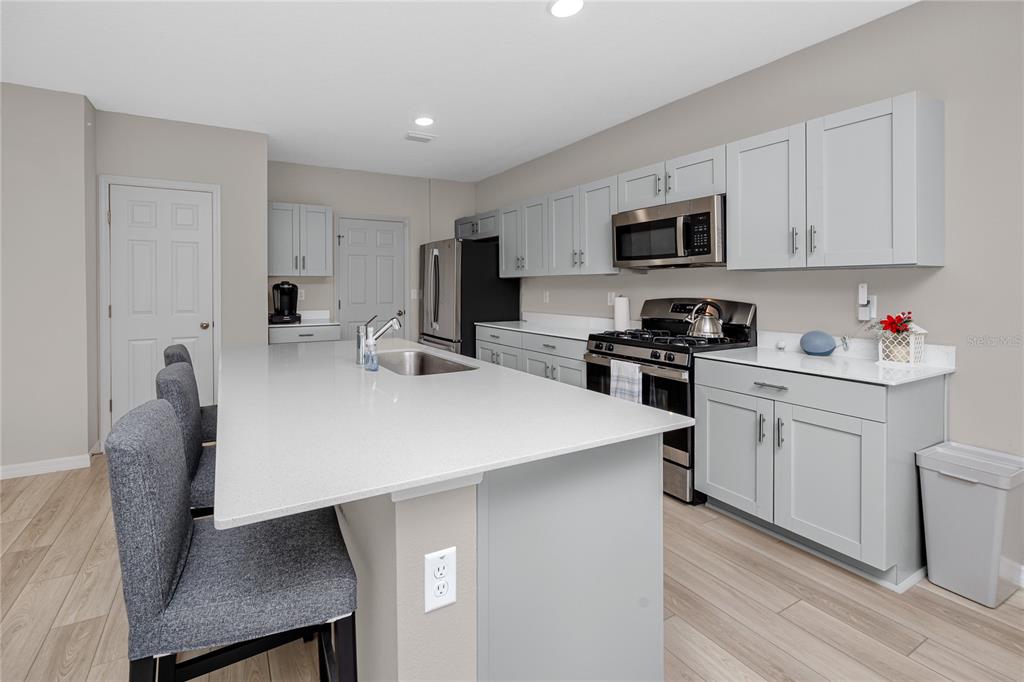 5556 Summer Sunset Drive Apollo Beach, FL 33572 - Photo 16 of 49