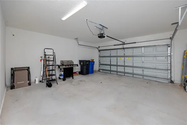 $2,900 | 5556 Summer Sunset Drive, Apollo Beach, FL 33572