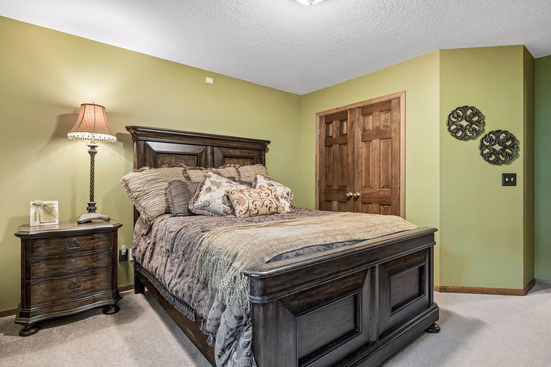 18464 Farmstead Circle Eden Prairie, MN 55347 - Photo 34 of 47