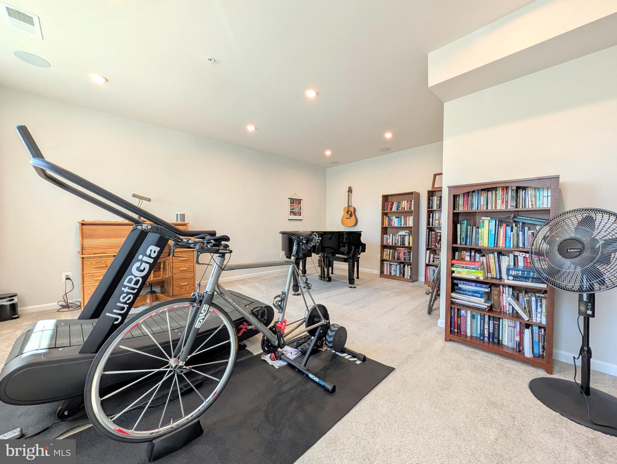 10100 Aerospace Road Lanham, MD 20706 - Photo 4 of 39