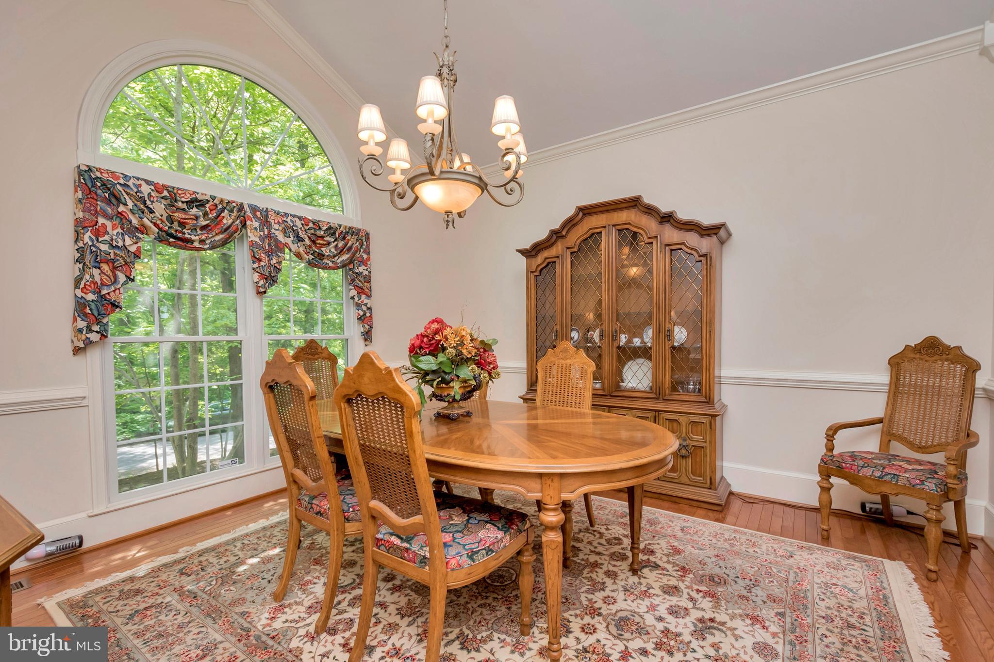116 Indian Hills Road Locust Grove, VA 22508 - Photo 11 of 32 Window detail!