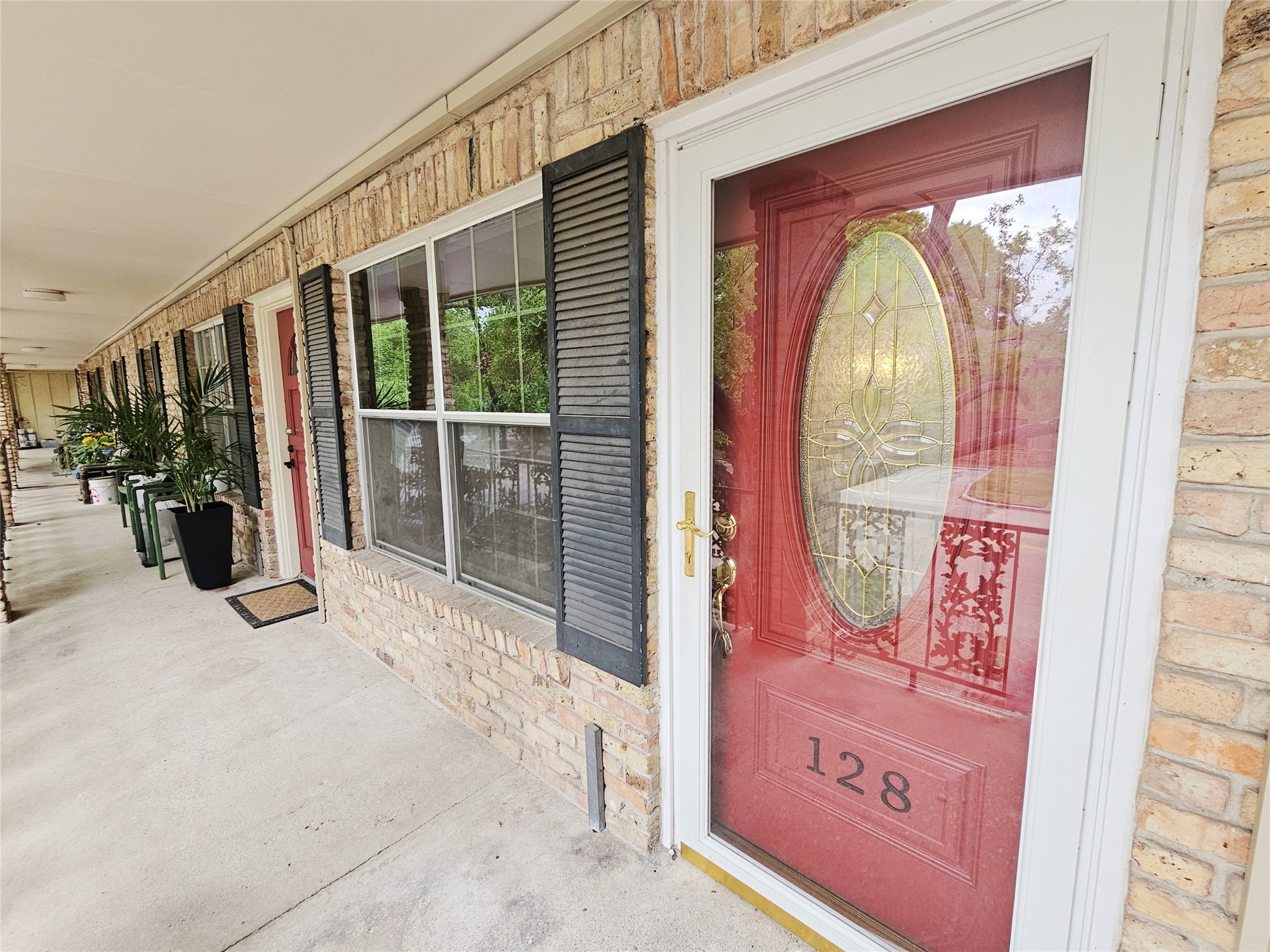 3224 Timmons Lane, Unit 128 Houston, TX 77027 - Photo 2 of 34