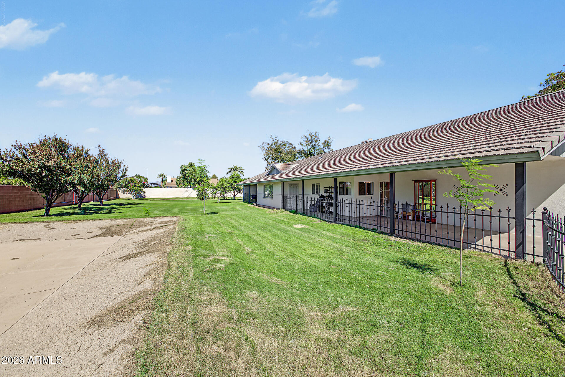 1251 North Gilbert Road Mesa, AZ 85213 - Photo 35 of 41 35