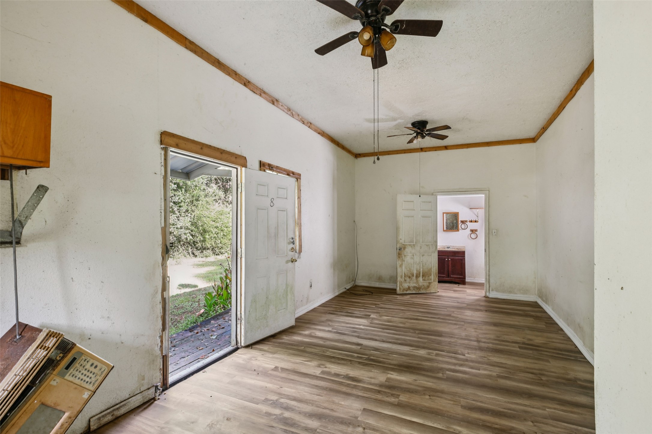 242 Bishop Street Livingston, TX 77351 - Photo 12 of 42