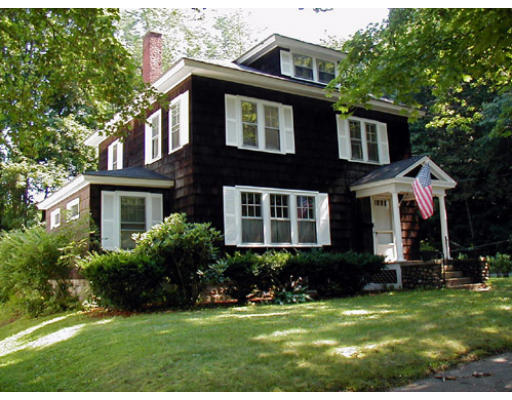 121 Riddell Street Greenfield, MA 01301 - Photo 1 of 6 Gallery Image 1