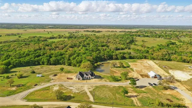 $1,590,000 | 178 Private Road 4590, Boyd, TX 76023
