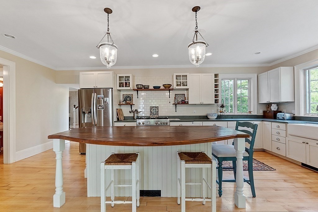 53 Bolton Road Harvard, MA 01451 - Photo 16 of 42