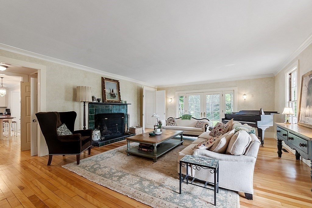 53 Bolton Road Harvard, MA 01451 - Photo 9 of 42