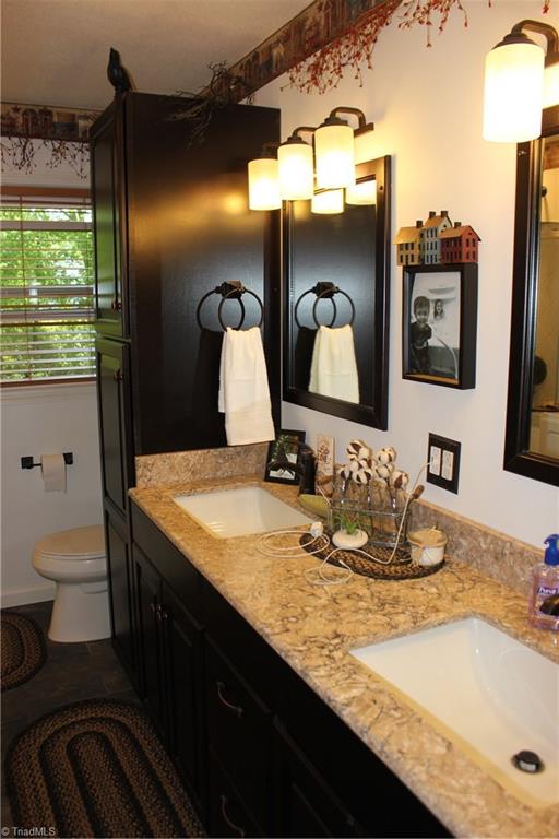 3510 Manoa Road Pfafftown, NC 27040 - Photo 12 of 20 Gallery Image 12
