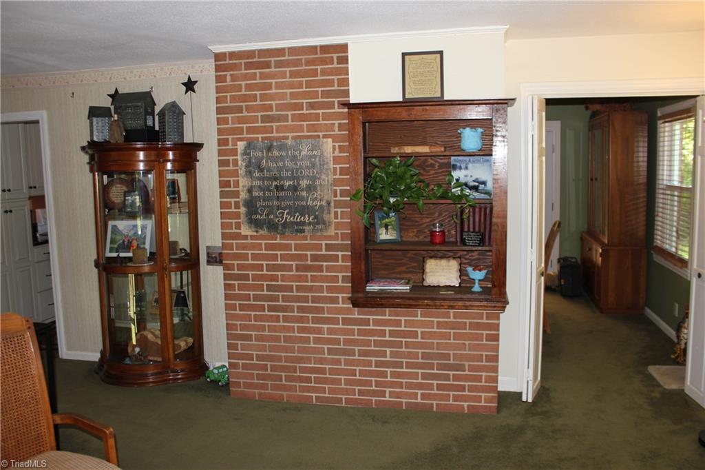 3510 Manoa Road Pfafftown, NC 27040 - Photo 4 of 20 Gallery Image 4