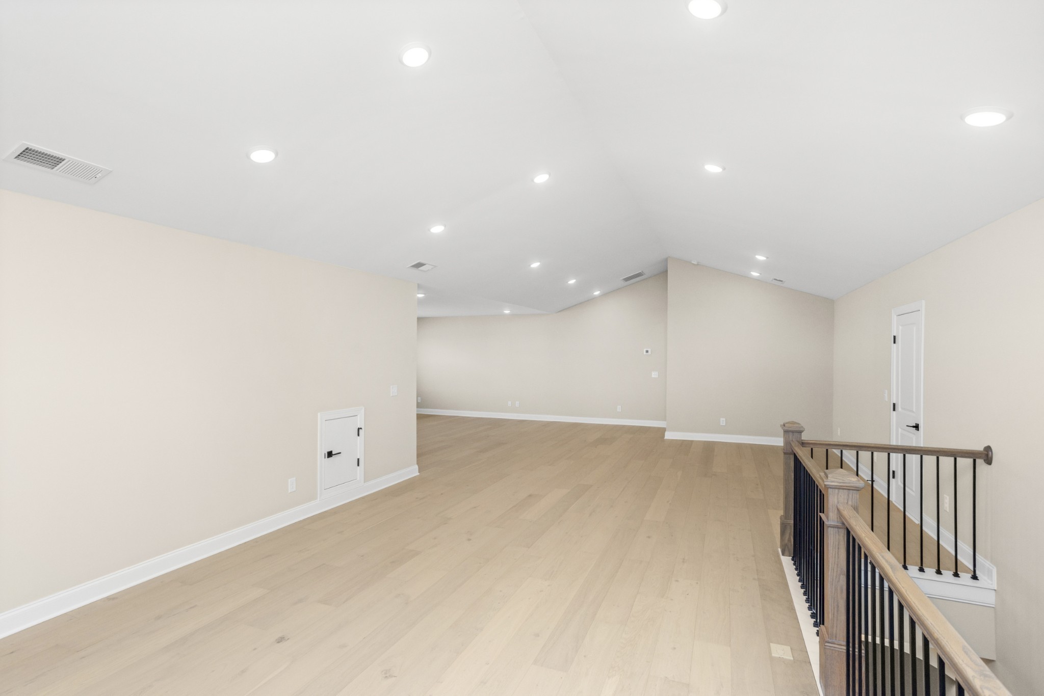 5955 Hunt Vly Drive Spring Hill, TN 37174 - Photo 40 of 59 an empty room with wooden floor