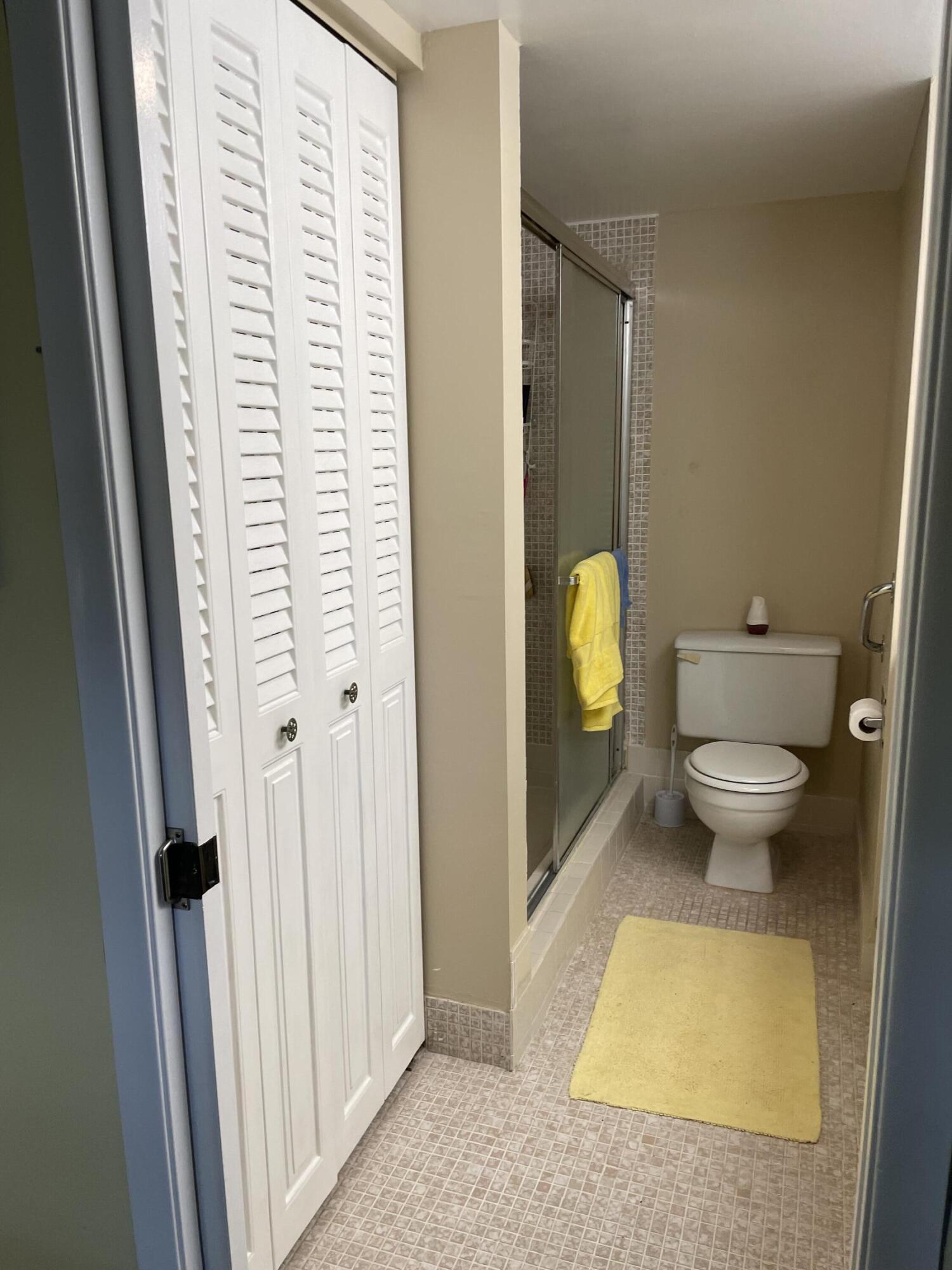 3025 Hythe B, Unit 3025B Boca Raton, FL 33434 - Photo 15 of 19 IMG_0809