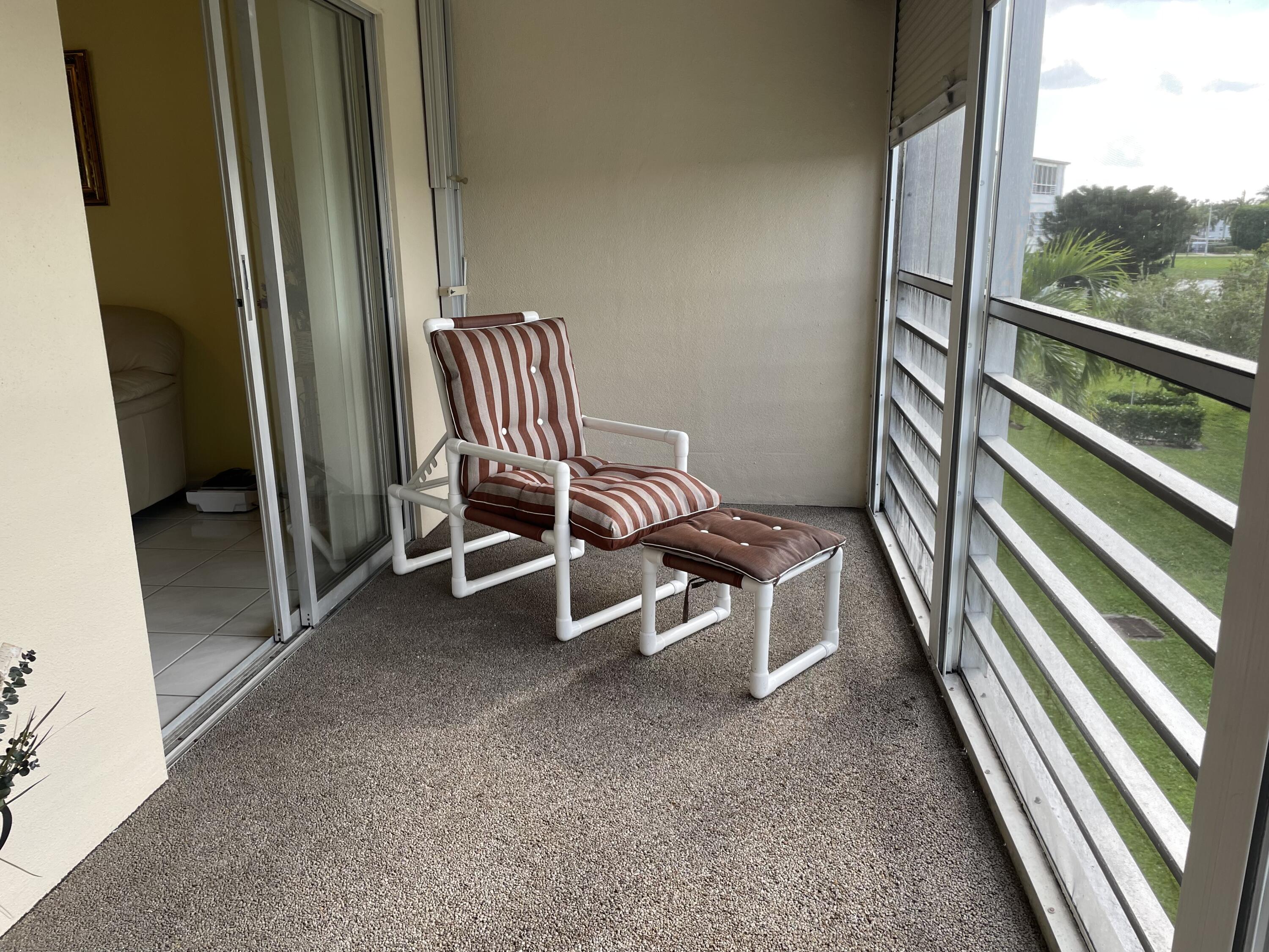 3025 Hythe B, Unit 3025B Boca Raton, FL 33434 - Photo 17 of 19 IMG_0794