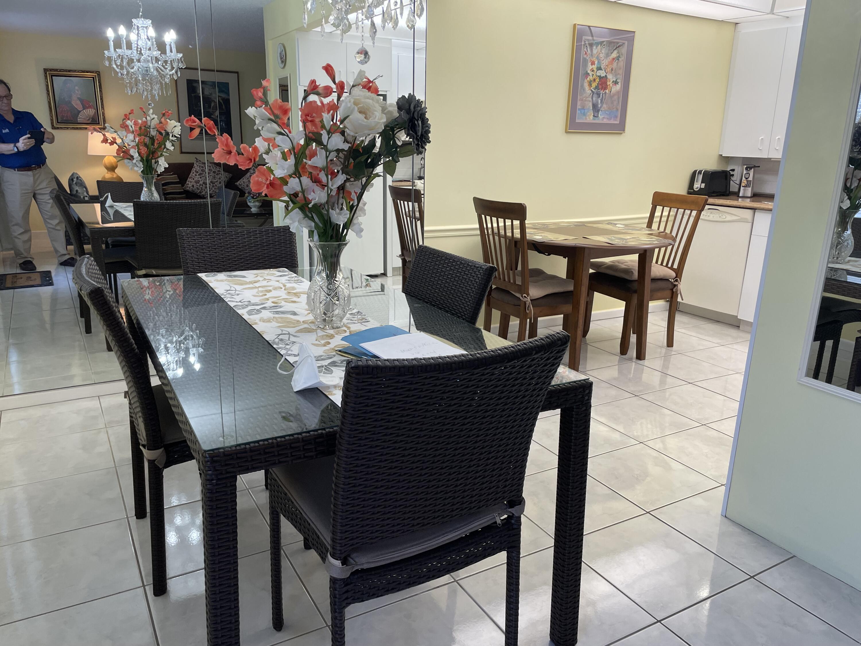 3025 Hythe B, Unit 3025B Boca Raton, FL 33434 - Photo 5 of 19 IMG_0799