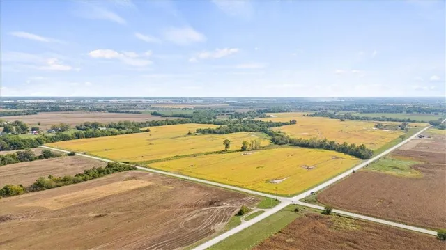 $2,095,500 | 175-th South Sunflower Road, Edgerton, KS 66030