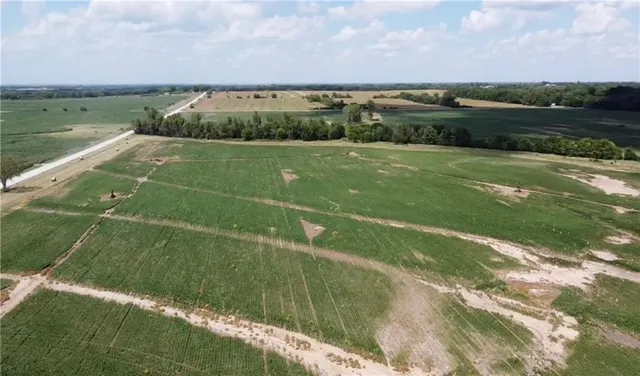 $2,095,500 | 175-th South Sunflower Road, Edgerton, KS 66030