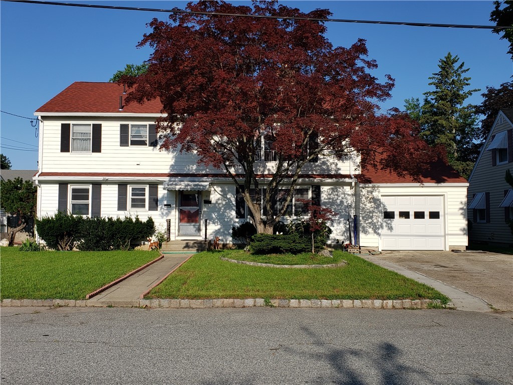 61 Kenyon Road Cranston, RI 02910 - Photo 1 of 40 Gallery Image 1