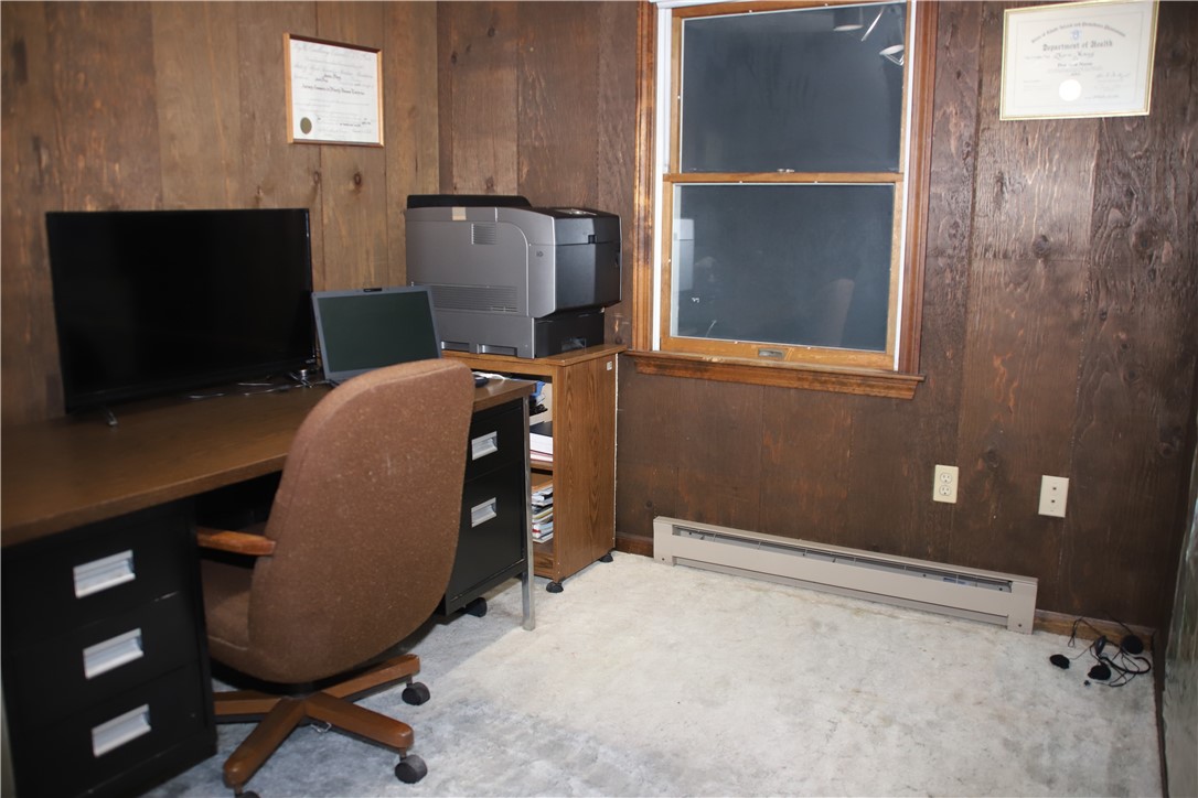 61 Kenyon Road Cranston, RI 02910 - Photo 17 of 40 Gallery Image 17