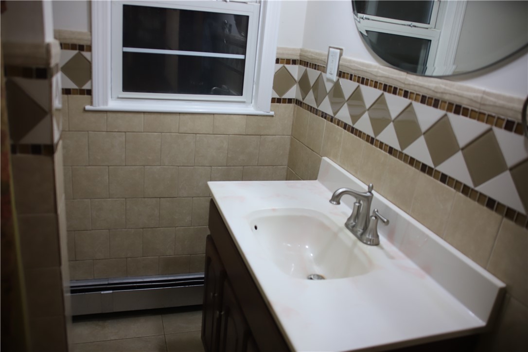 61 Kenyon Road Cranston, RI 02910 - Photo 25 of 40 Gallery Image 25