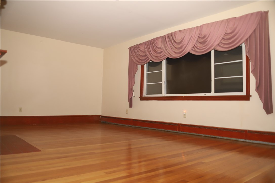 61 Kenyon Road Cranston, RI 02910 - Photo 38 of 40 Gallery Image 38