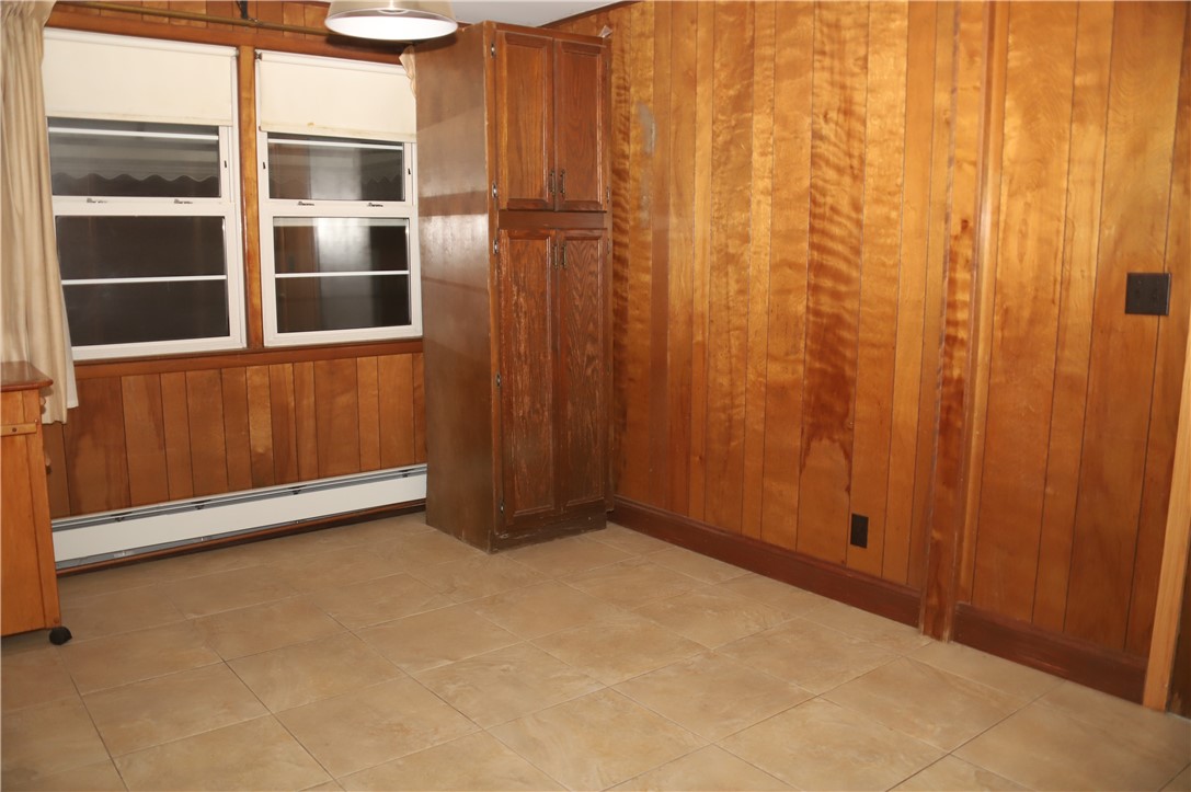 61 Kenyon Road Cranston, RI 02910 - Photo 8 of 40 Gallery Image 8