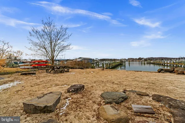 $2,200,000 | 3728 Bay Drive, Edgewater, MD 21037