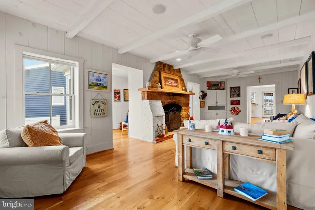 $2,200,000 | 3728 Bay Drive, Edgewater, MD 21037