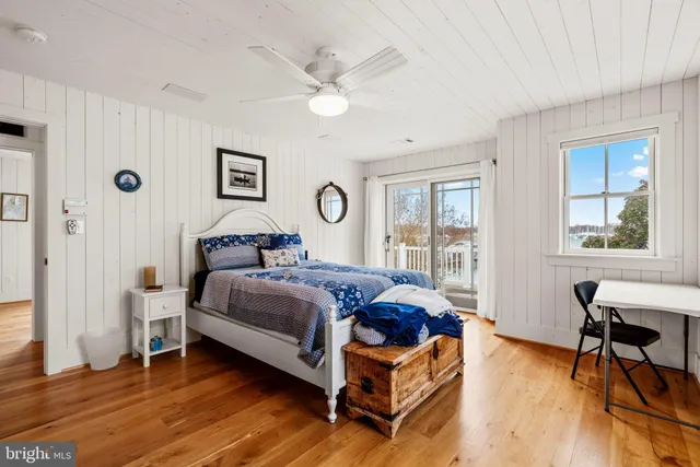 $2,200,000 | 3728 Bay Drive, Edgewater, MD 21037