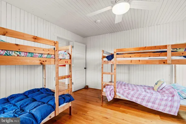 $2,200,000 | 3728 Bay Drive, Edgewater, MD 21037