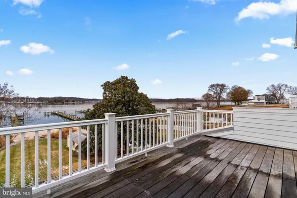 $2,200,000 | 3728 Bay Drive, Edgewater, MD 21037