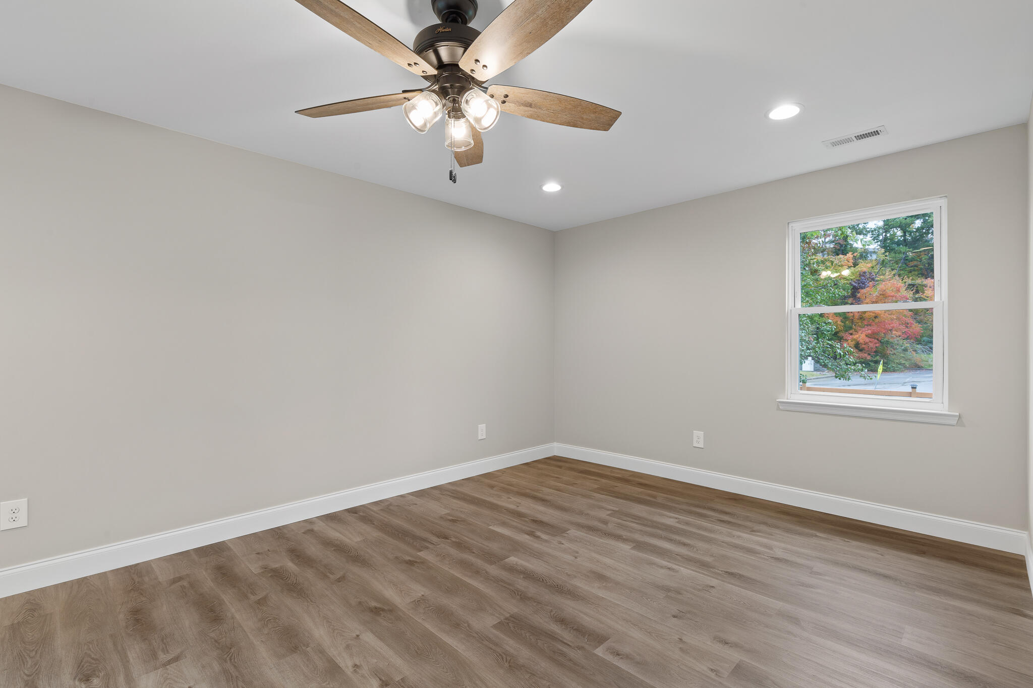 8152 Standifer Gap Road Chattanooga, TN 37421 - Photo 16 of 26 Standifer-21