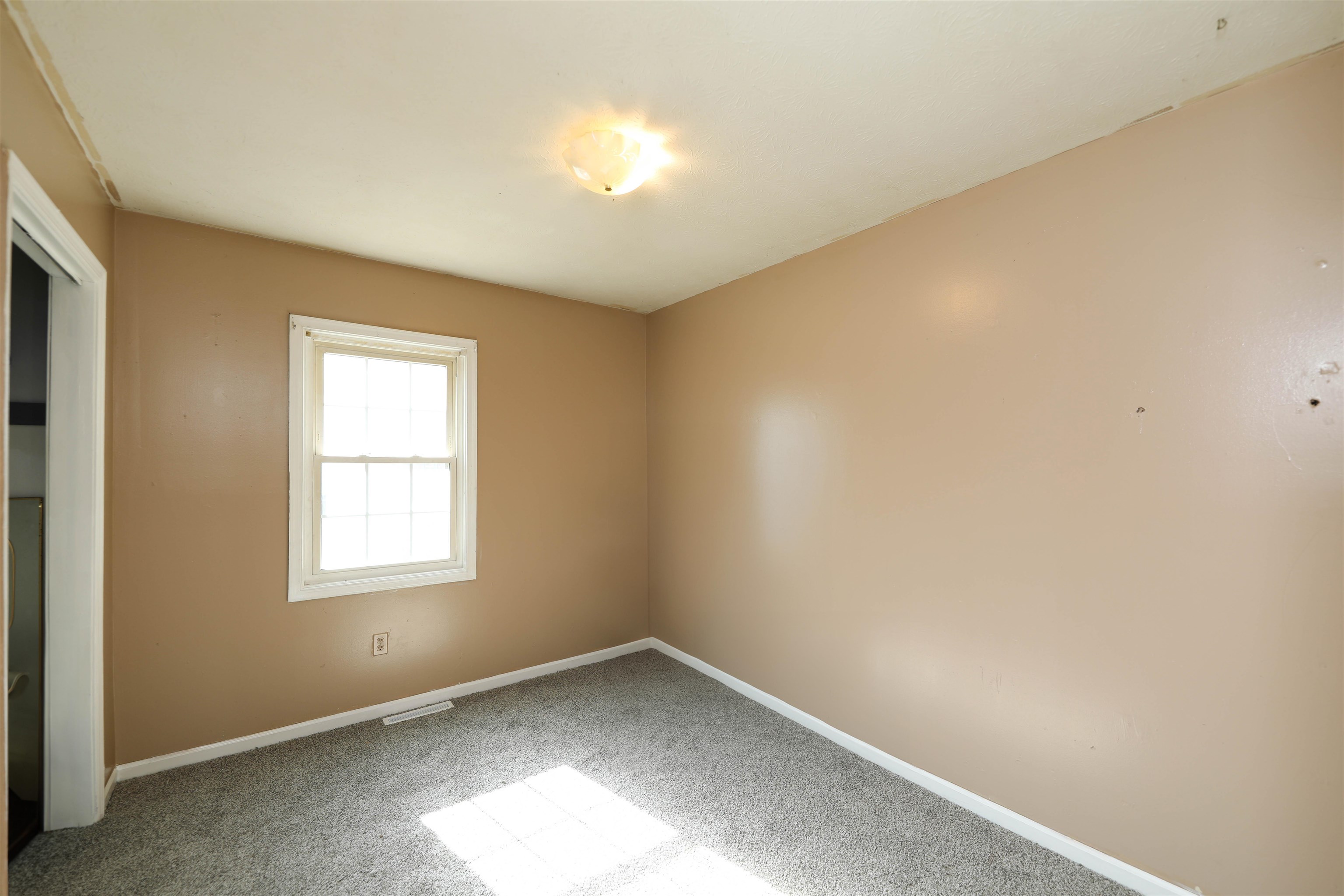 234 Montgomery Road Staunton, VA 24401 - Photo 15 of 39