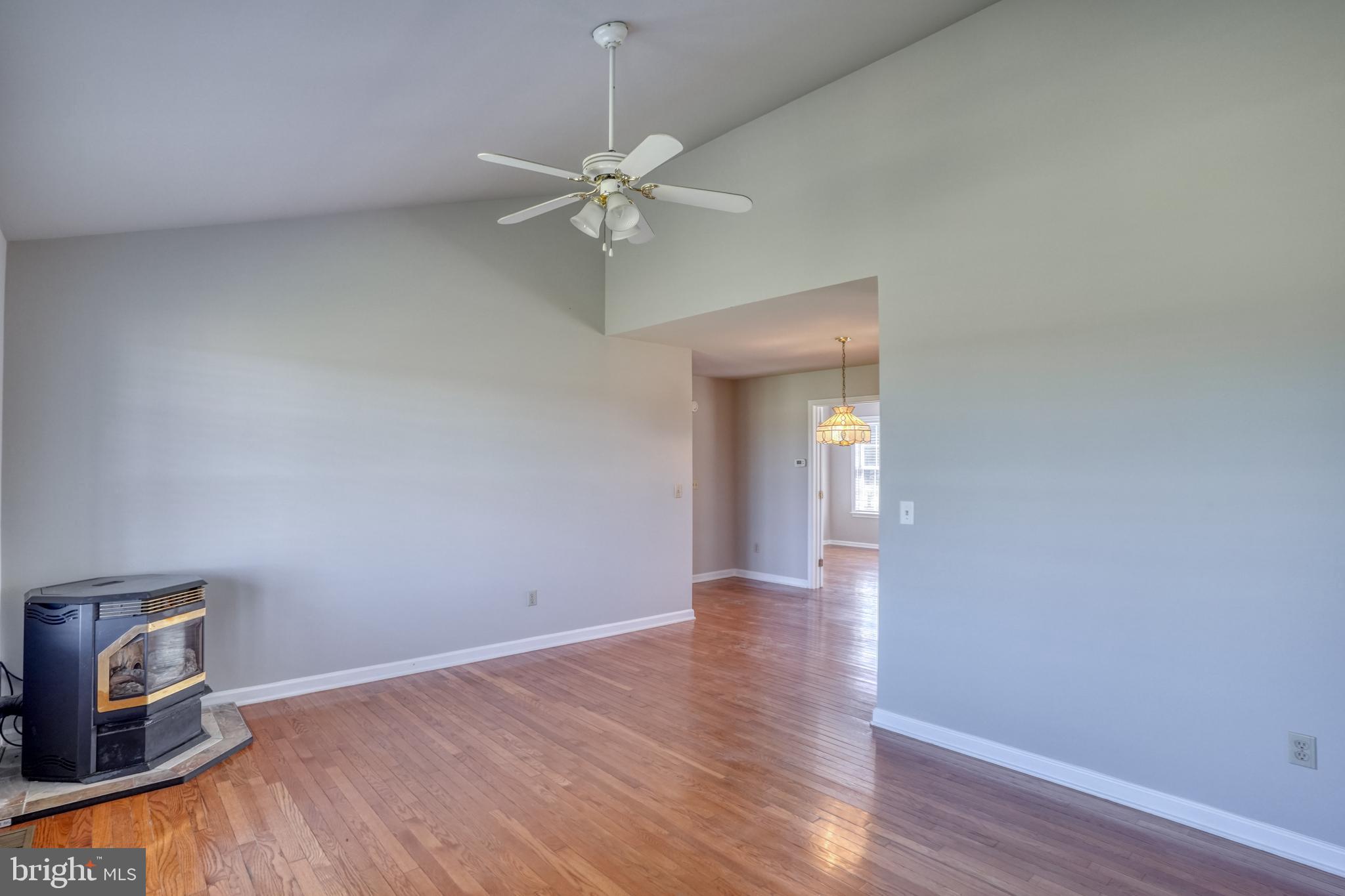 1663 White Marsh Branch Road Harrington, DE 19952 - Photo 21 of 40 Living Room