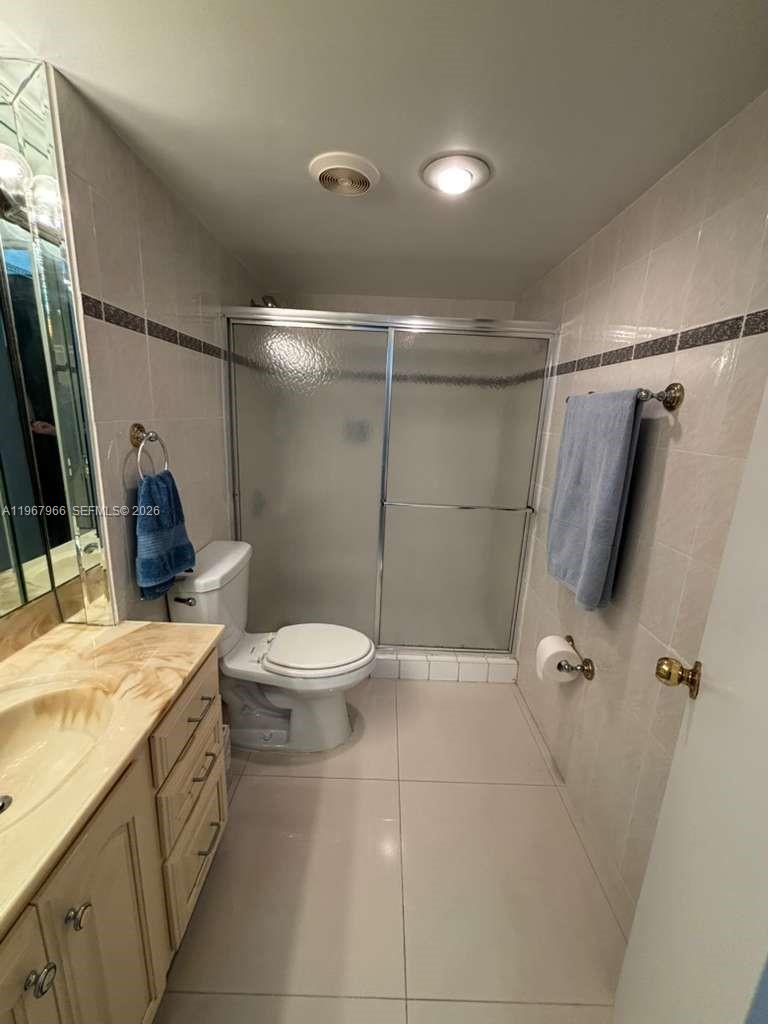 150 Southeast 25th Road, Unit 4E Miami, FL 33129 - Photo 11 of 38