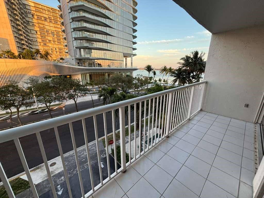 150 Southeast 25th Road, Unit 4E Miami, FL 33129 - Photo 21 of 38