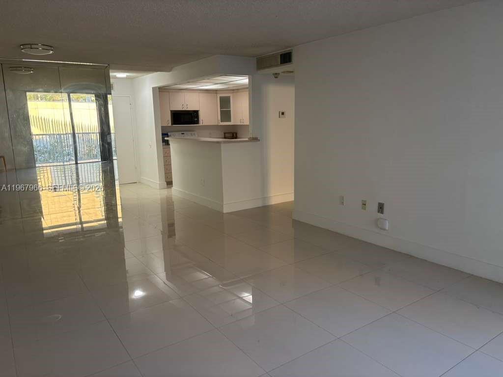 150 Southeast 25th Road, Unit 4E Miami, FL 33129 - Photo 7 of 38