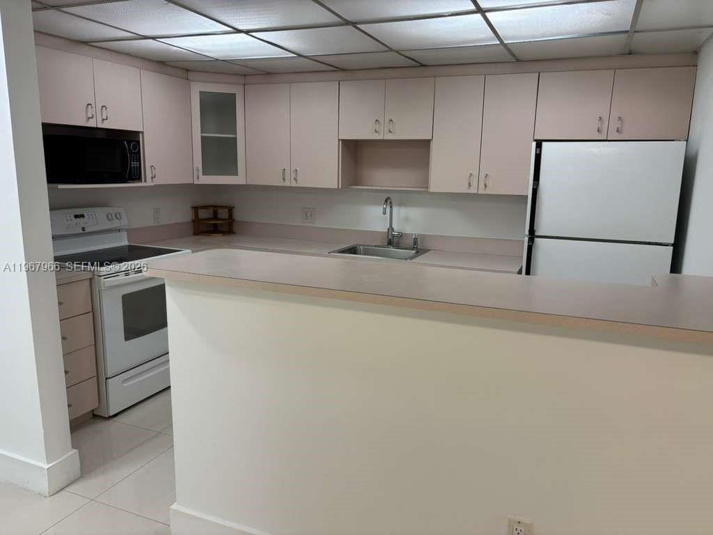 150 Southeast 25th Road, Unit 4E Miami, FL 33129 - Photo 8 of 38