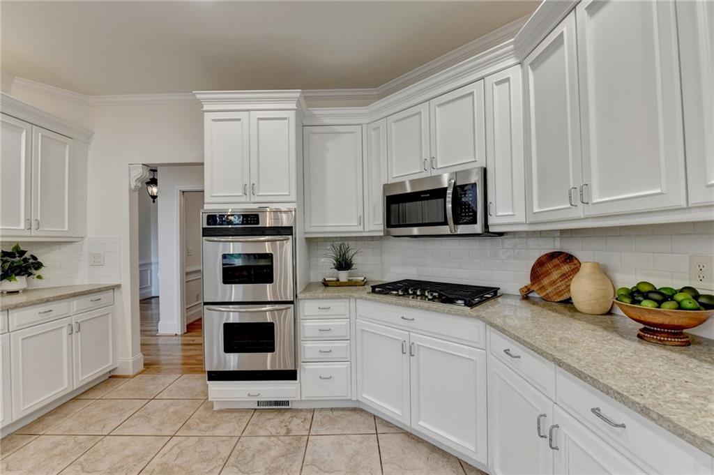 6336 Old Shadburn Ferry Road Buford, GA 30518 - Photo 27 of 100