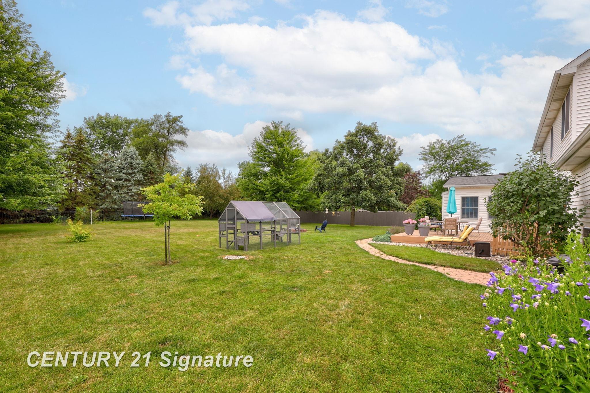 4111 Autumn Ridge Saginaw, MI 48603 - Photo 54 of 76 50182381-dadf4102-22af-4105-907d-a45fd5b873bc.JPG