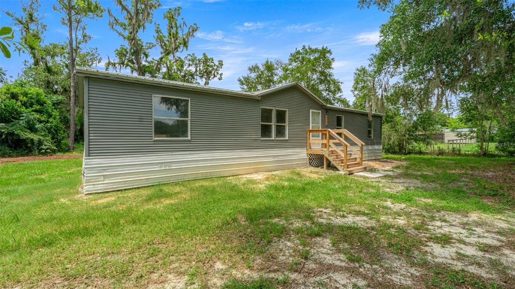 5363 Orange Street Hampton, FL 32044 - Photo 2 of 8