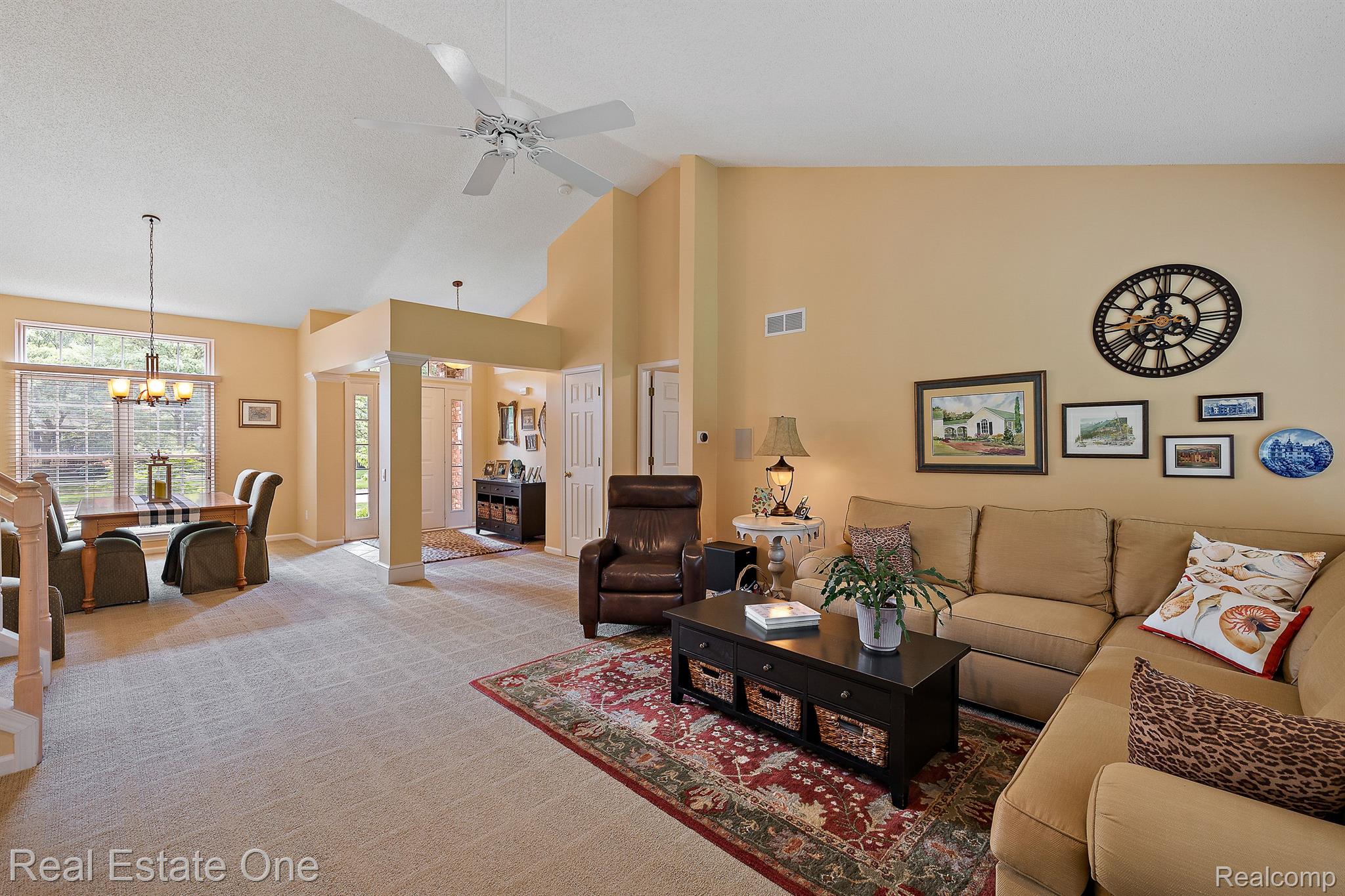 1272 Thames Drive Rochester, MI 48307 - Photo 9 of 37 Gallery Image 9