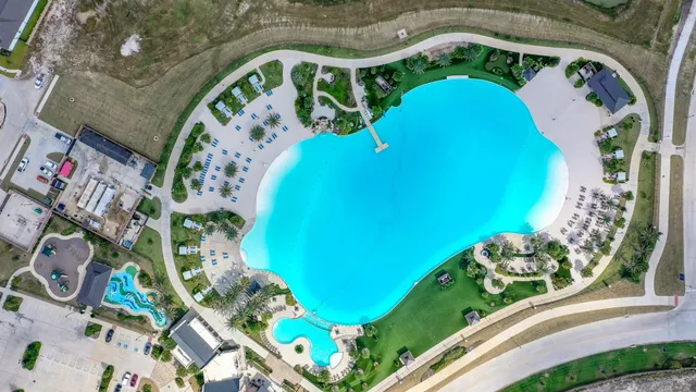 with view of a swimming pool