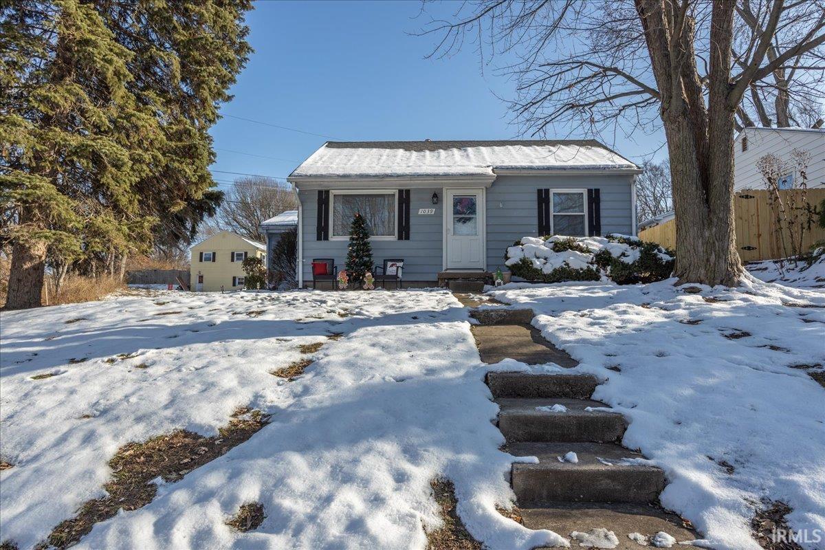 1039 Tulip Lane Lafayette, IN 47904 - Photo 1 of 32