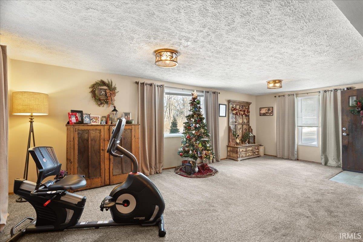 1039 Tulip Lane Lafayette, IN 47904 - Photo 4 of 32