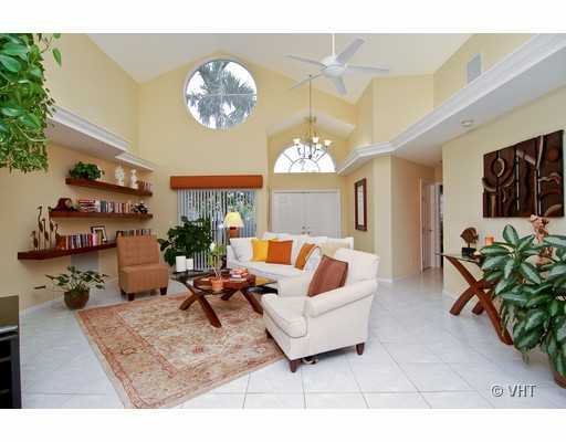 335 Redwood Lane Boca Raton, FL 33487 - Photo 2 of 8 Additional Photo