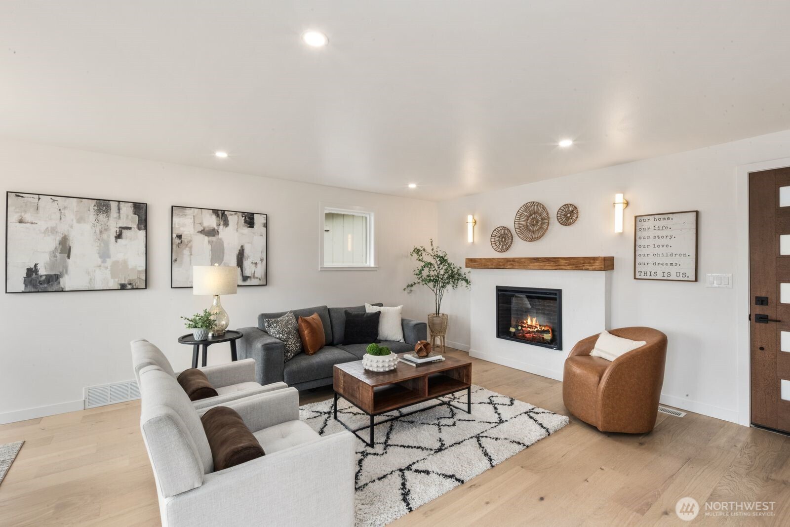 3232 26th Avenue West Seattle, WA 98199 - Photo 6 of 25