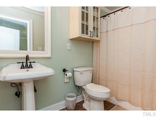 900 Merrie Road Raleigh, NC 27606 - Photo 14 of 19 Photo 14